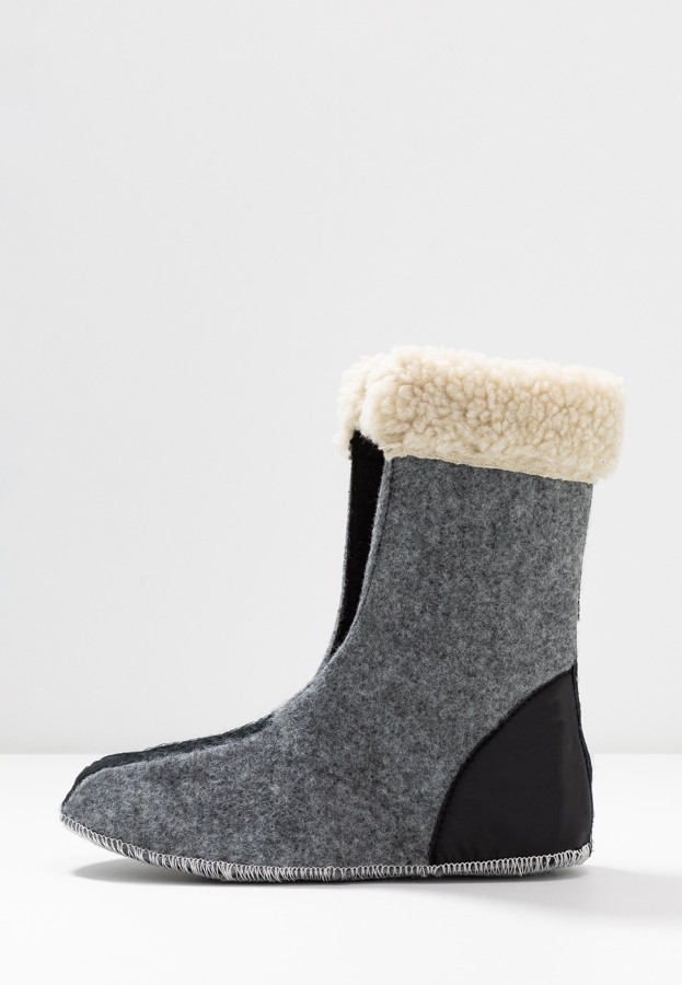 Carnival Winter Boots Quarry/Black Sorel Australia