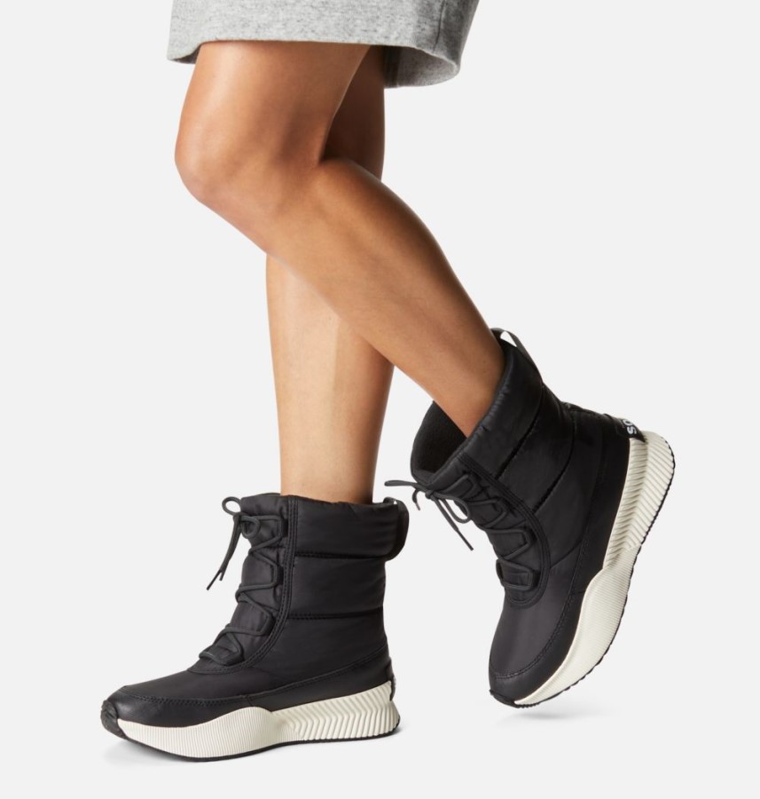 Black-Sea Salt Sorel Australia Women's Out 'N About Iii Puffy Lace Boot