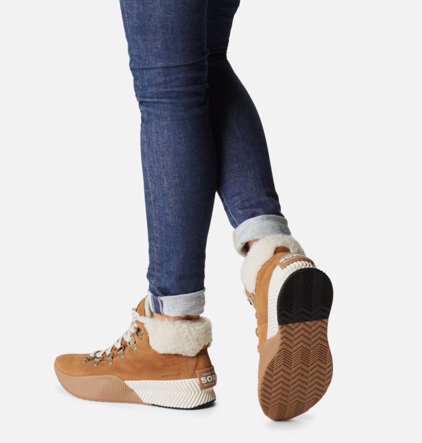Camel Brown-Black Sorel Australia Women's Out N About Iii Conquest Boot