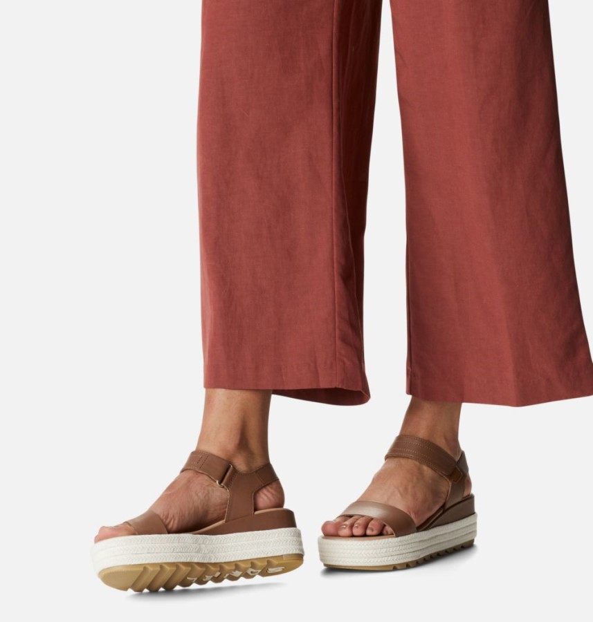 Velvet Tan-Chalk Women's Cameron Flatform Sandal Sorel Australia