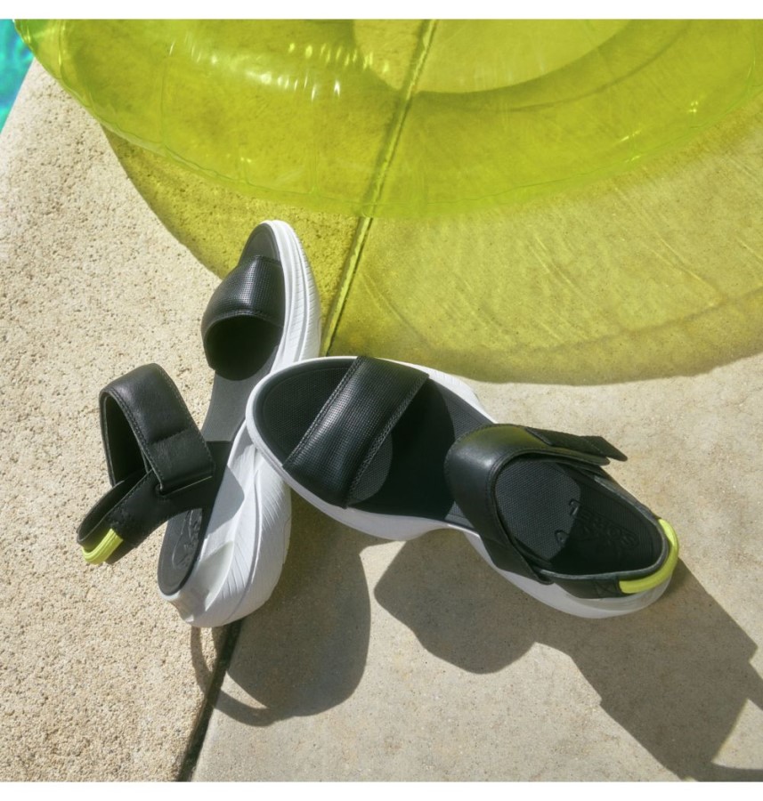 Women's Explorer Blitz Stride Sandal Sorel Australia Black-Moonstone