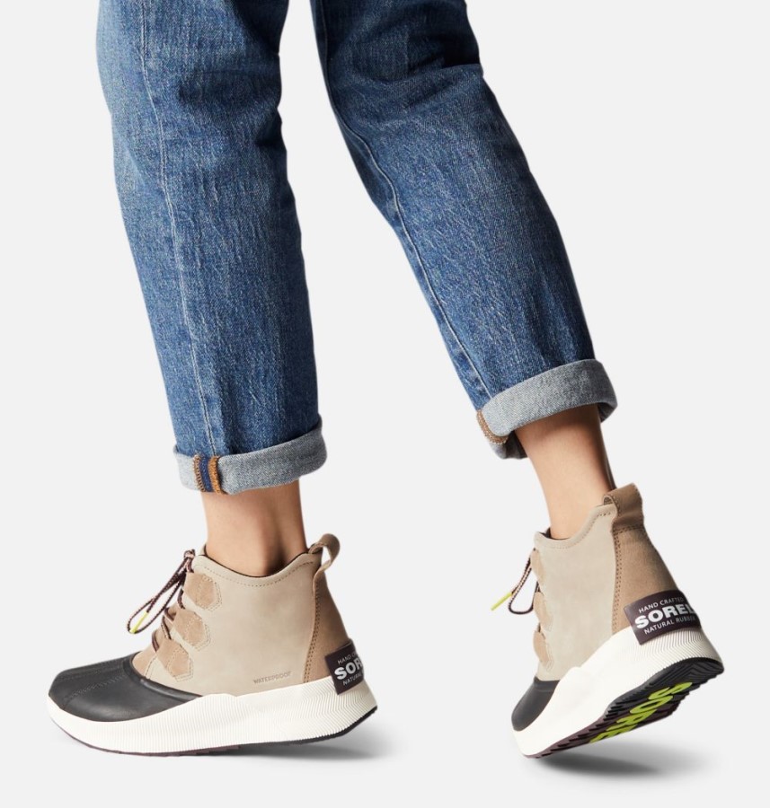 Women's Out N About Iii Classic Boot Omega Taupe-Black Sorel Australia