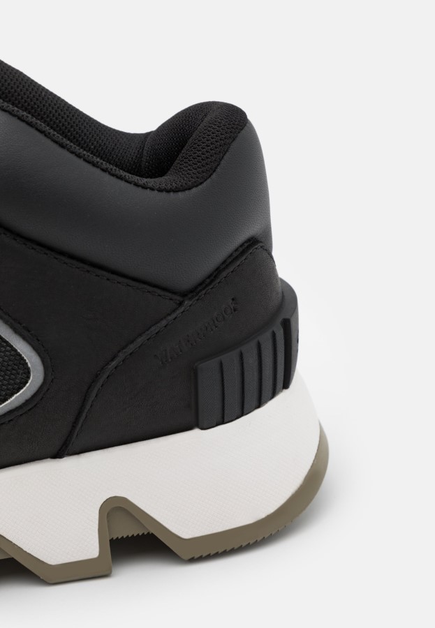 Hill Chukka Wp High-Top Trainers Sorel Australia Black/Dark Moss